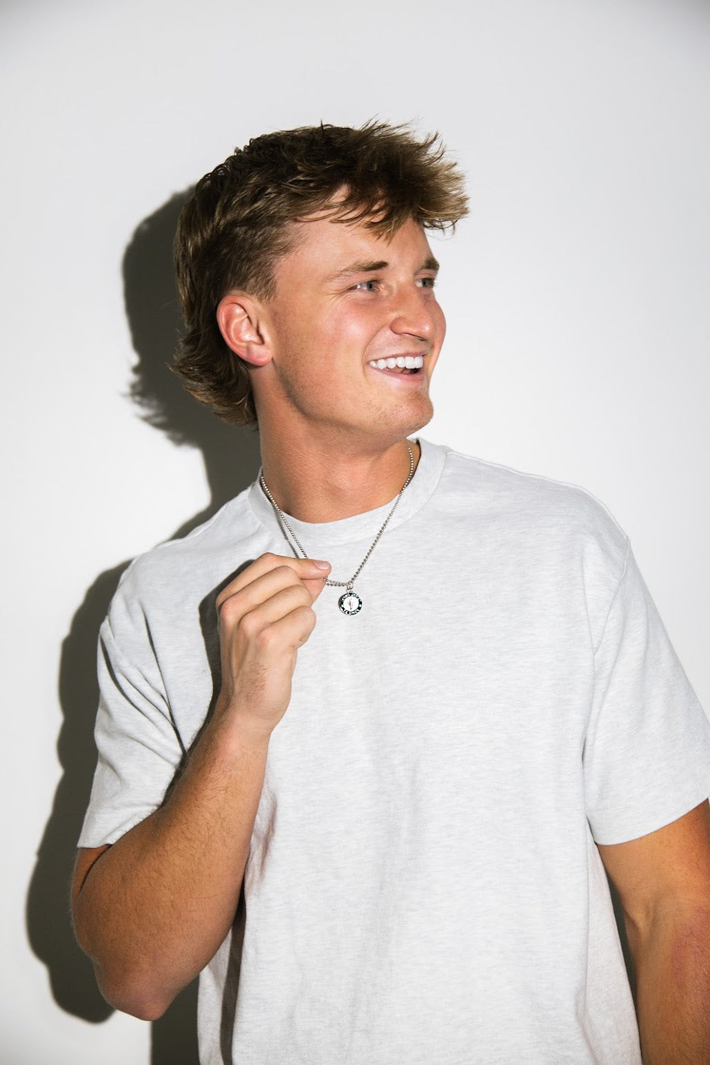 He Lives Necklace – (18mm)