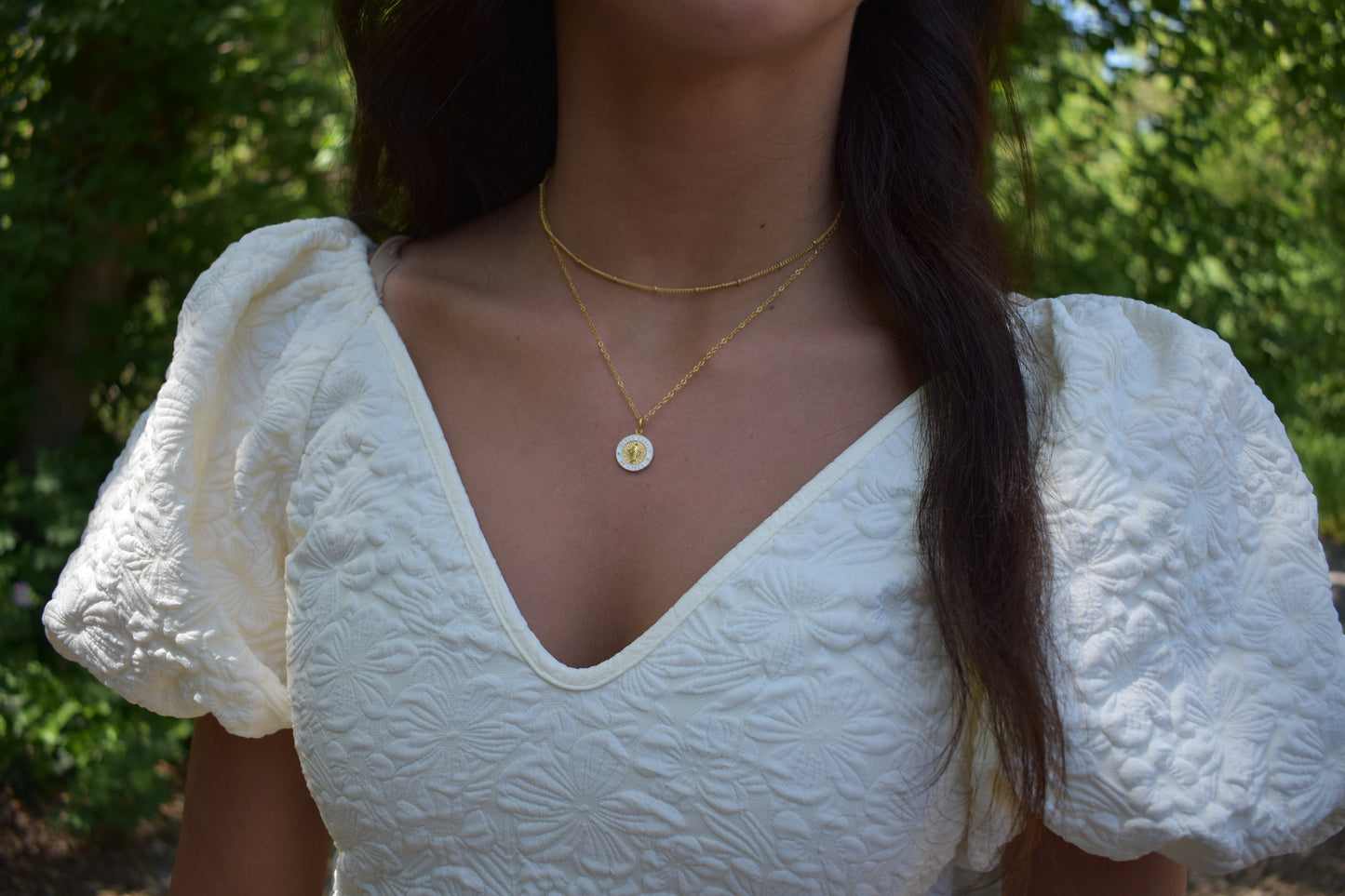 He Lives Necklace – "Jesus Christ, He Lives" Pendant Gold (13mm)