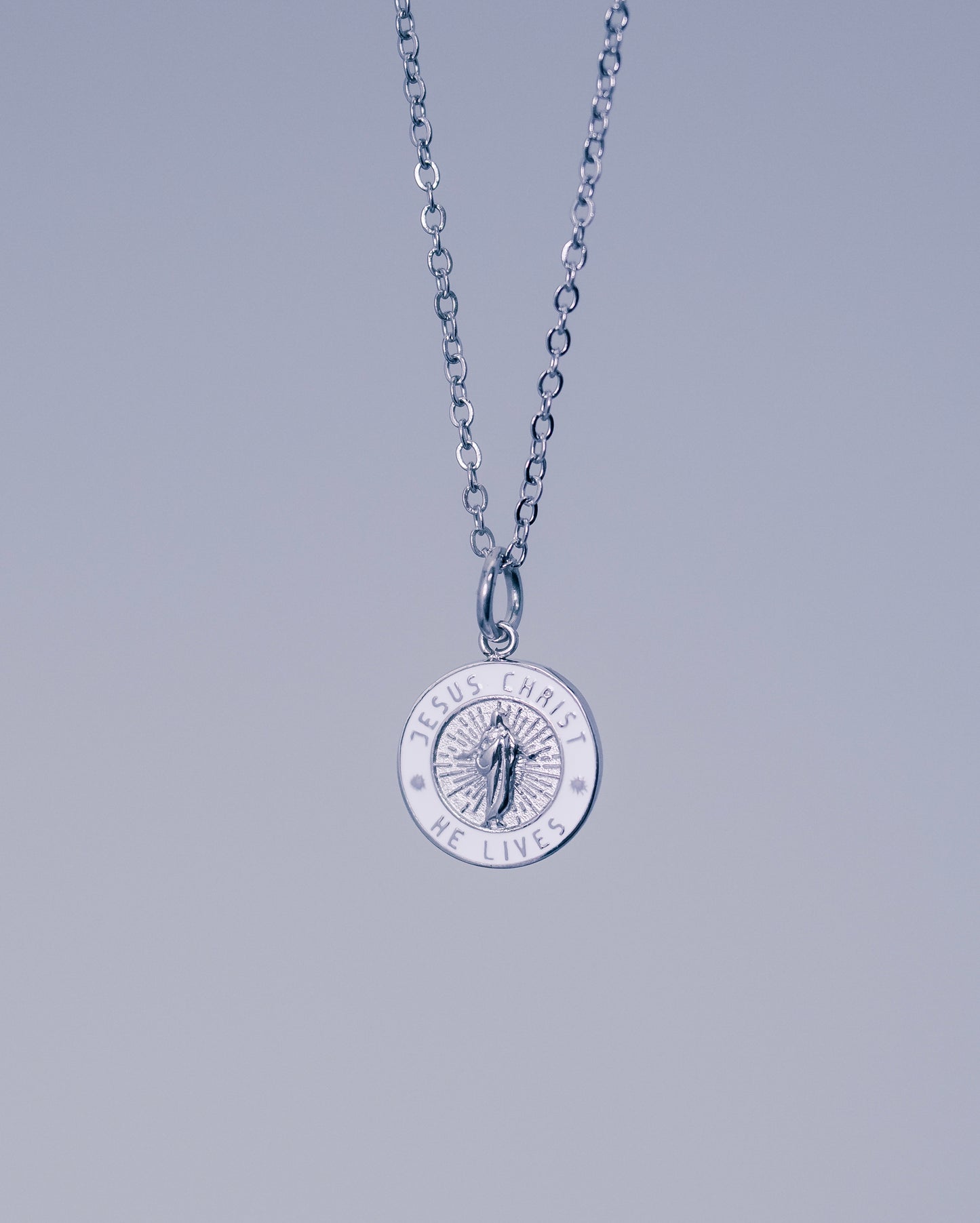 He Lives Necklace – (13mm)