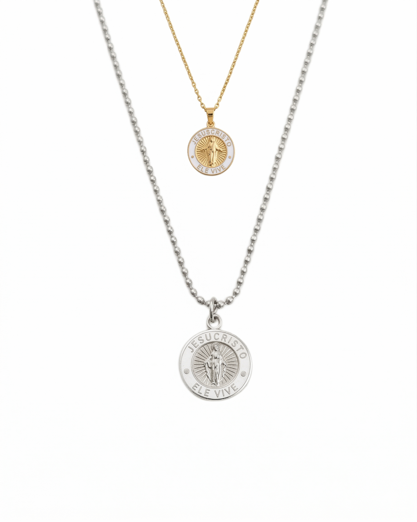He Lives Necklace (Portugese)