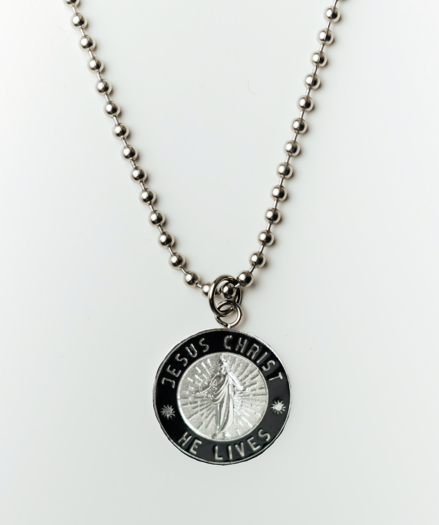 He Lives Necklace – Medium Pendant
