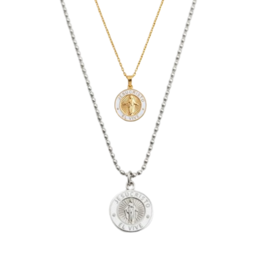 He Lives Necklace (Spanish)