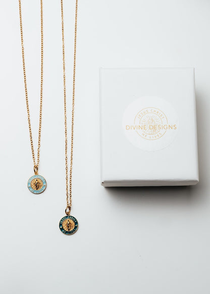 He Lives Necklace – Small Pendant